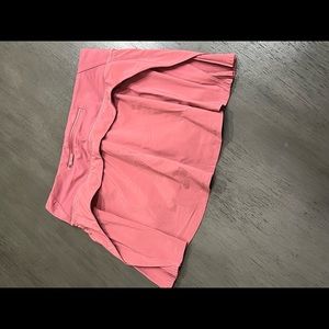 Lululemon Play on Pleats Skirt in 6R